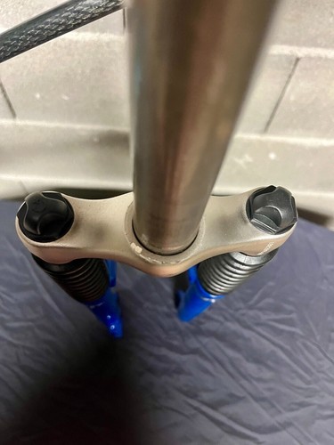 Manitou Magnum R Tpc MTB Suspension Fork 26 - Foto 5 di 6