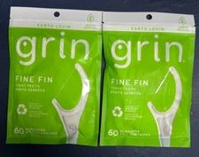 2 Packs PLACKERS 120 MINT FLOSSERS DENTAL FLOSS PICK - 60 Per Bag