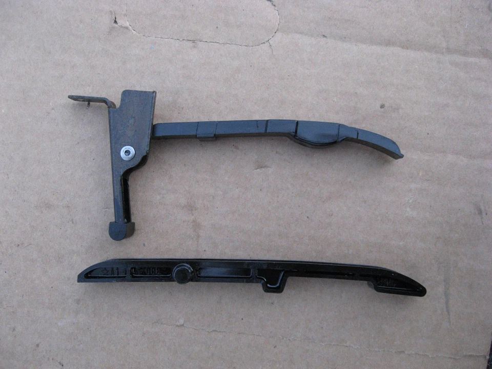 2004 Suzuki V-Strom DL1000 DL 1000 Front Head Cam Chain Tensioners Guides - Image 3 of 4