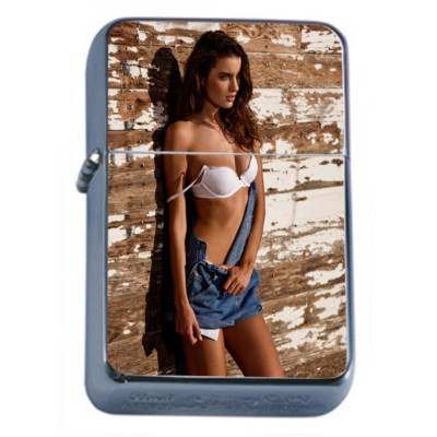 Farmers Daughter Pin Up Girls D1 Flip Top Oil Lighter Wind Resistant 
