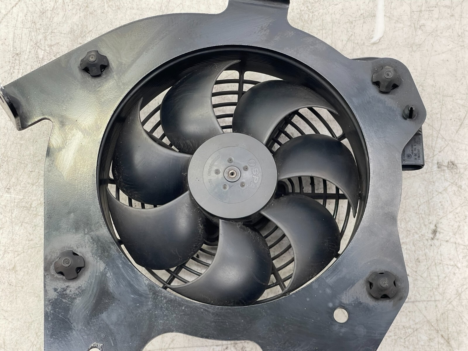 2014-2020 BMW i8 OEM SPAL REAR ADDITIONAL ELECTRIC COOLING FAN ASSEMBLY 7639680