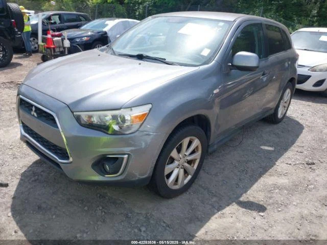 Used Rear Right Door Assembly Rear Side fits: 2013 Mitsubishi Outlander sport Re - Изображение 3 из 4