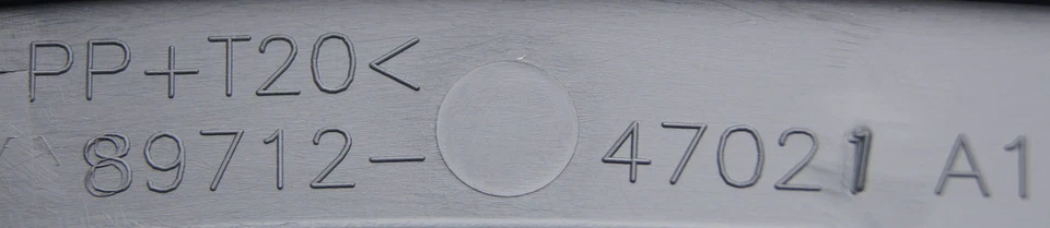 Protector de moldura de puerta trasera izquierda Isuzu Rodeo Honda Passport 1998-2002 8971734560 Foto 3 de 4