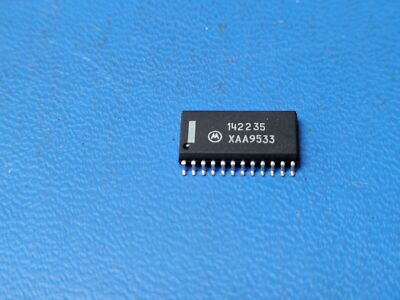 (1 PC) MCCS142235DW MOT SCSI Terminator, 18-Line, 110ohm, SOIC-24