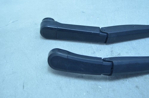 06-11 HONDA CIVIC HYBRID 1.3L FRONT LEFT / RIGHT WINDSHIELD WIPER ARM SET OEM - Picture 10 of 11
