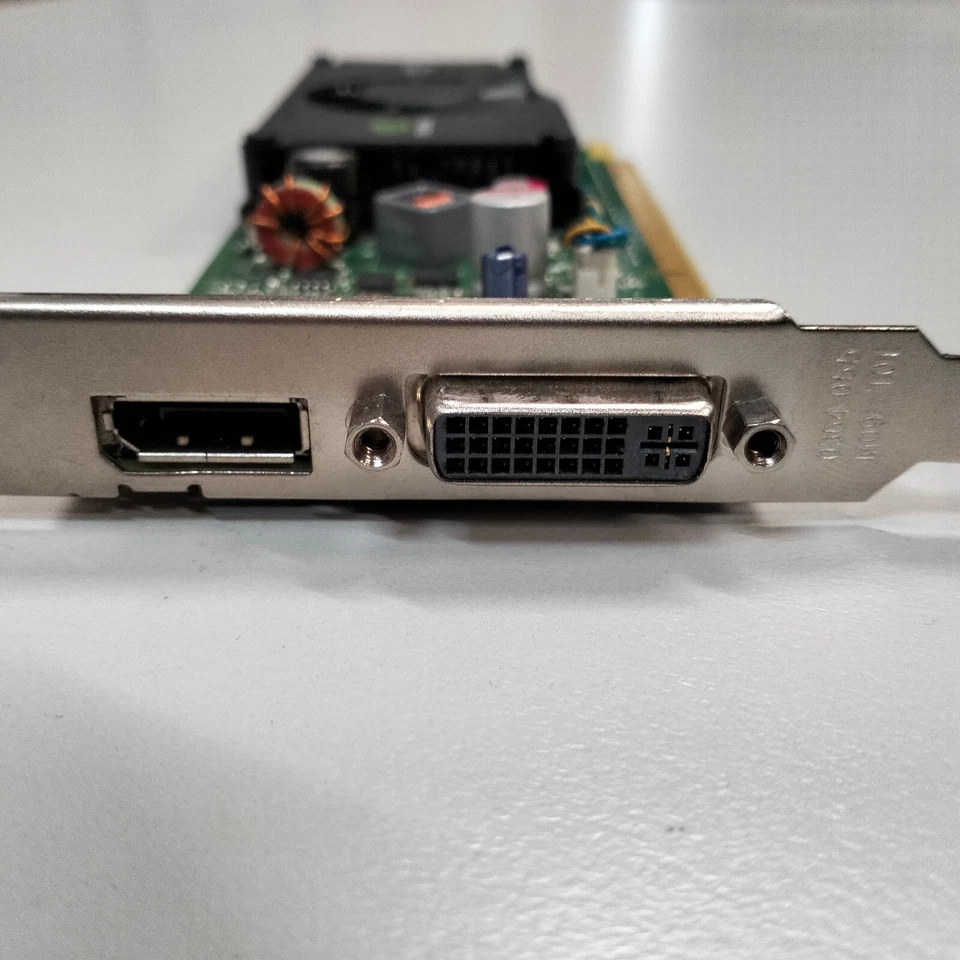 NVIDIA Quadro FX 380 LP 512MB DDR3 PCIe 2.0 x16 28W Graphics Card GPU - Image 4 of 4