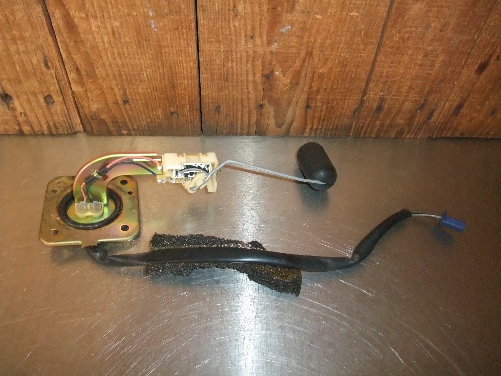 Picture 1 of 3