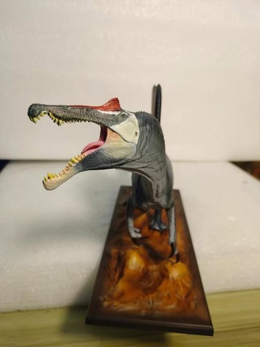 RAMSES Studio Spinosaurus Mesozoic Life Series 1/35 Dinosaur Statue Collection - Picture 10 of 12