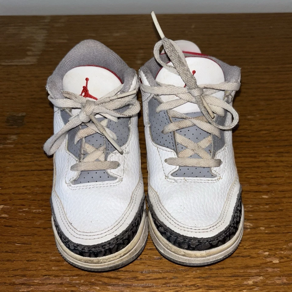 Nike Air Jordan 3 Retro “Rojo Fuego” TD Niño Pequeño Talla 9C Zapatos (DM0968-160) Foto 3 de 4