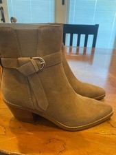 Nine West Lemone Pointy Toe Booties Natural Suede, size 9m