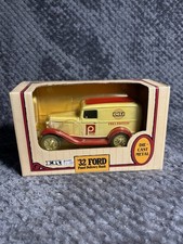 NIB 1993 ERTL Publix Deli 1932 Ford Panel Delivery Diecast Coin Bank