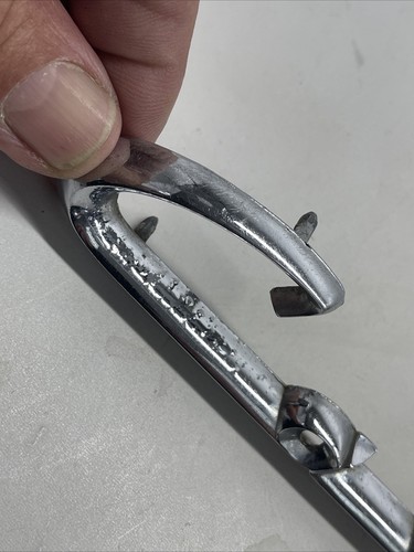 1953 54 55 Cadillac Fender Emblem 1459430 v1 - Picture 2 of 11