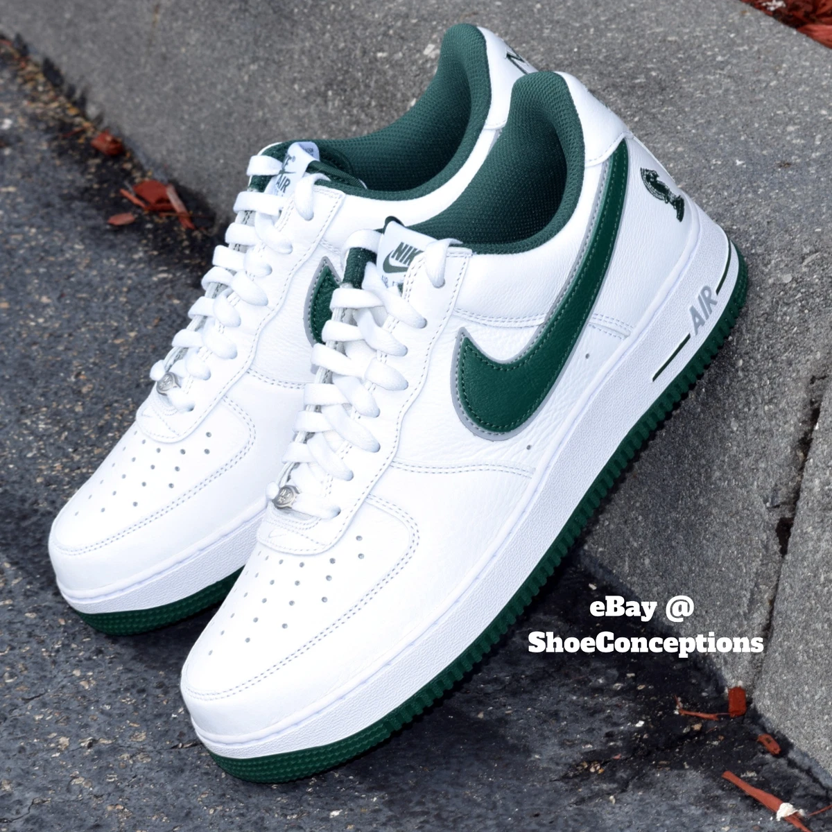 Mens White Air Force 1 Shoes.