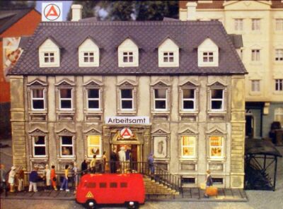 Arbeitsamt Exklusivmodell POLA 826, Bausatz, Spur H0, 1:87