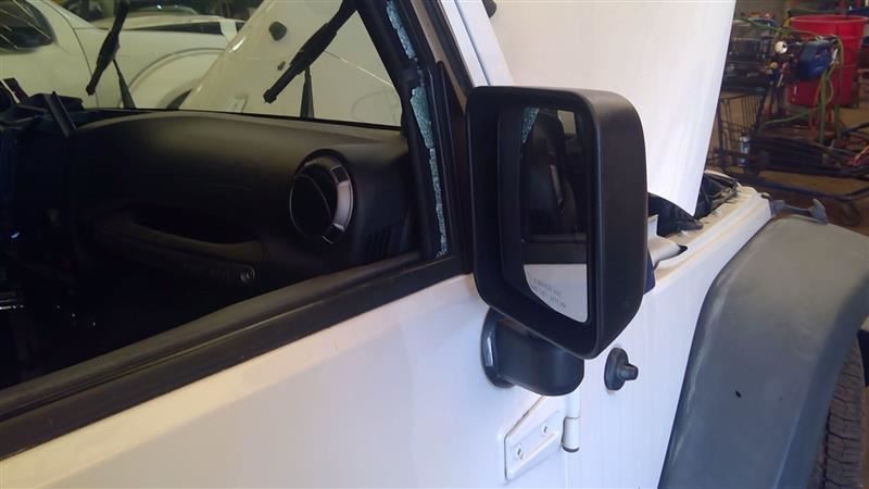 Passenger Right Side View Mirror Power Black Fits 14 WRANGLER 6152054