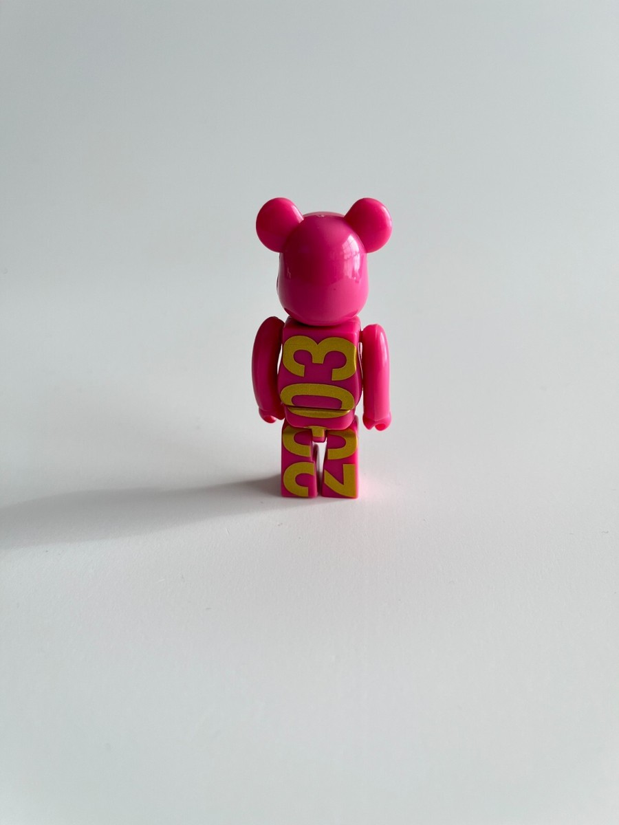 Bearbrick Be@rbrick 100% Medicom Toy A to Z Dec 18th Plastic