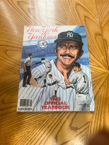 1983 OFFICIAL NEW YORK YANKEES TEAM YEARBOOK!!! GUIDRY PINELLA BAYLOR MARTIN - Picture 2 of 12