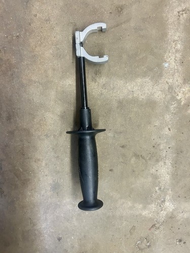 Mango lateral Milwaukee 516067 para taladro percutor FUEL - Imagen 1 de 5