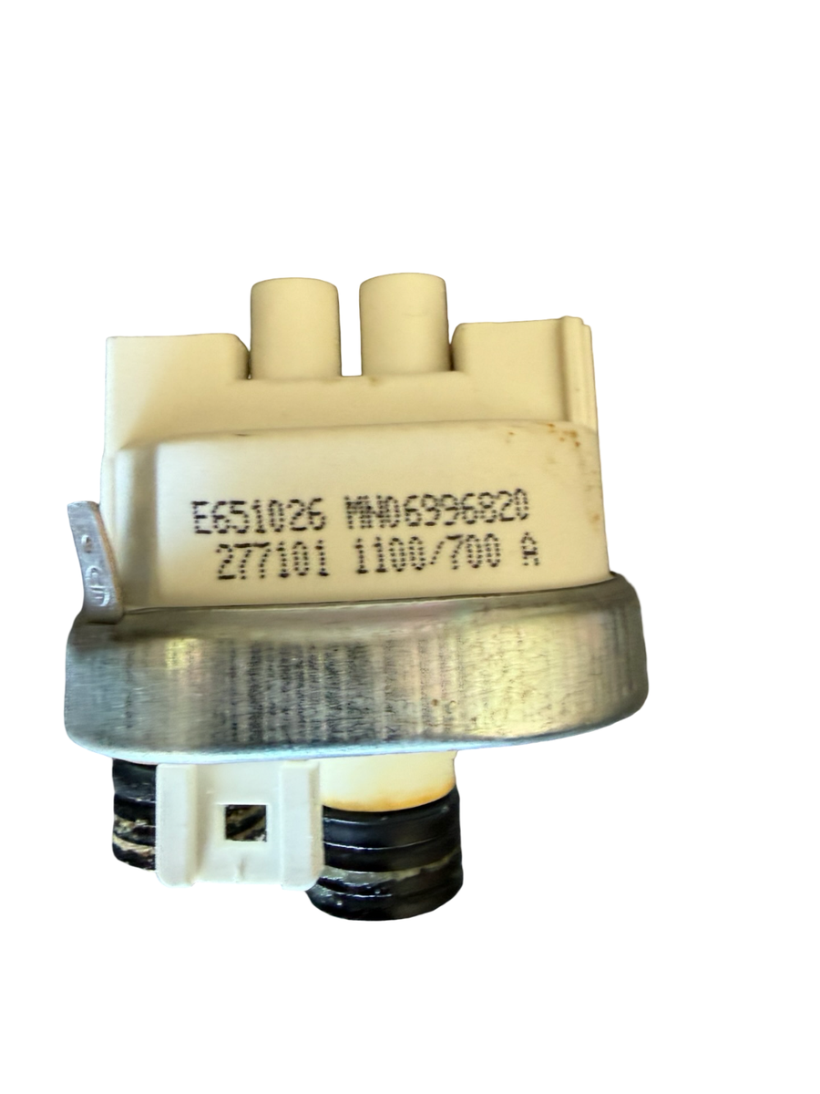 OEM Miele Dishwasher Level Switch Pressure 06996820 6996820