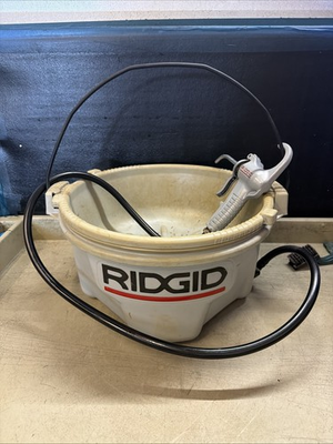 #ad Ridgid Oiler No 318 Bucket with Hand Pump Gun for Pipe Threader 300 535 700 Used $229.00