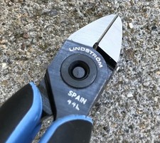 RX8150 Lindstrom diagonal side wire cutter, cuts