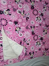 35"x35" Minnie Mouse Quilt