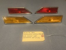 1970-72 New Oldsmobile Side Marker Light Assembly Set