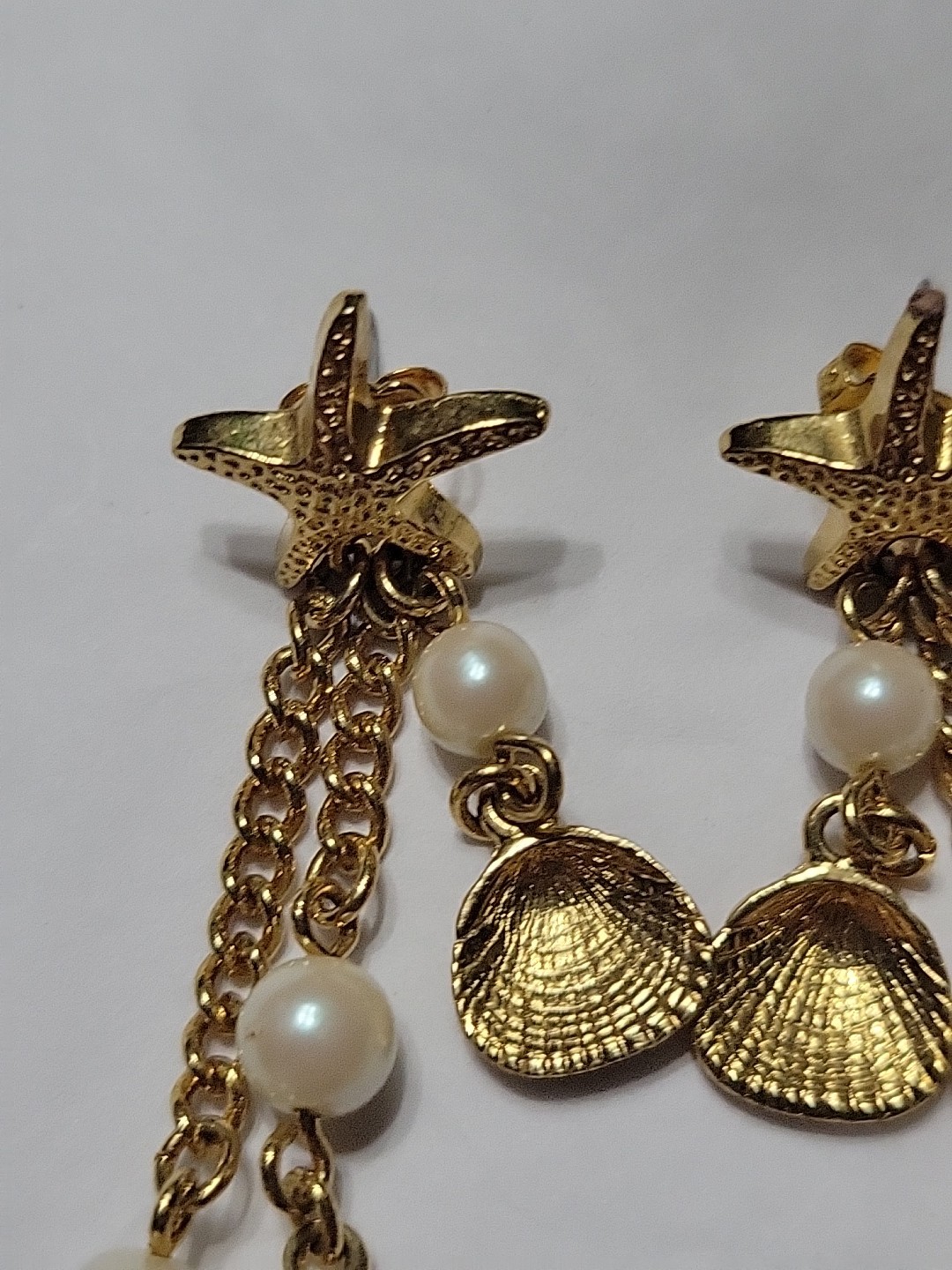 Nautical Shell Charm Dangle Earrings Seahorse Sta… - image 8