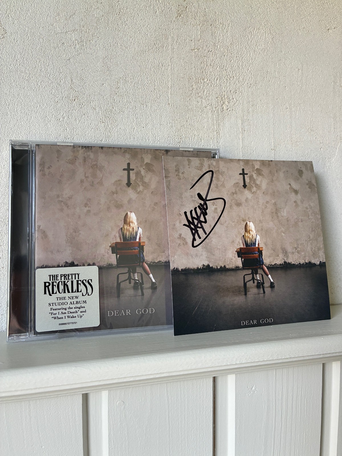 The Pretty Reckless - Dear God - Taylor - CD Album - SIGNED + NEU in Folie