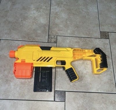 NERF Flyte CS-10 Dart Blaster & Elite CS-18 Yellow Dart Gun - Two Models