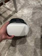 Oculus Quest 3 VR Headset