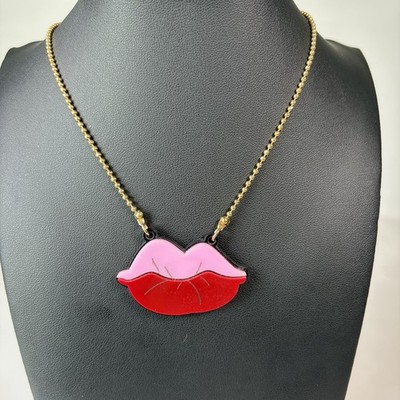 Betsey Johnson Lips Necklace Pink Red Acrylic Kitsch Gold Chain Signed Heart