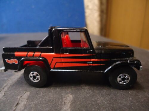Hot Wheels Blackwalls 1982 Jeep Scrambler 4x4 Black Diecast Mint Condition
