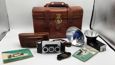 Vintage David White Stereo Realist 35mm F3.5 3D Film Camera, Flashes, & Case