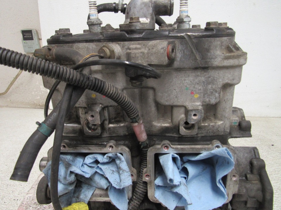 14 POLARIS RMK PRO 800 ENGINE MOTOR CASES CRANK SHAFT CYLINDER HEAD OEM