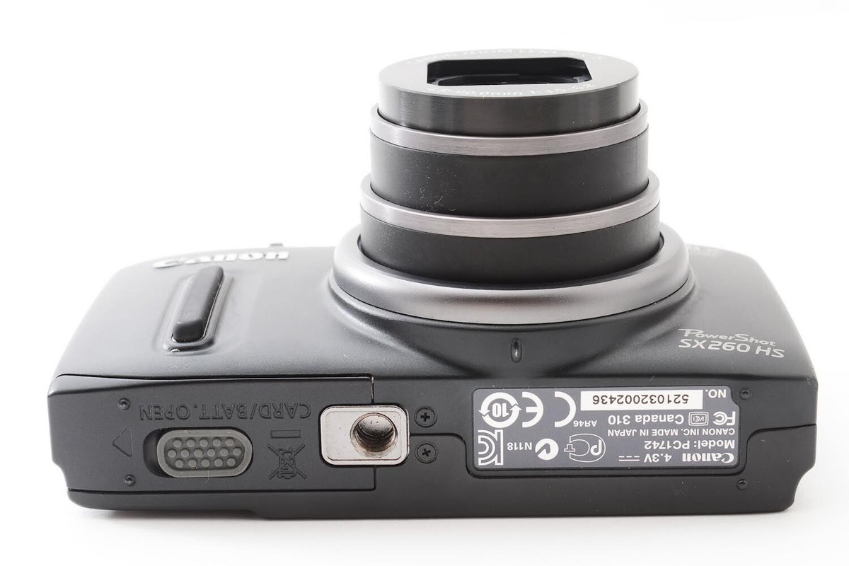 Canon PowerShot SX260 HS 本体と付属品 Canon PowerShot SX260 HS Review: Digital Photography Review