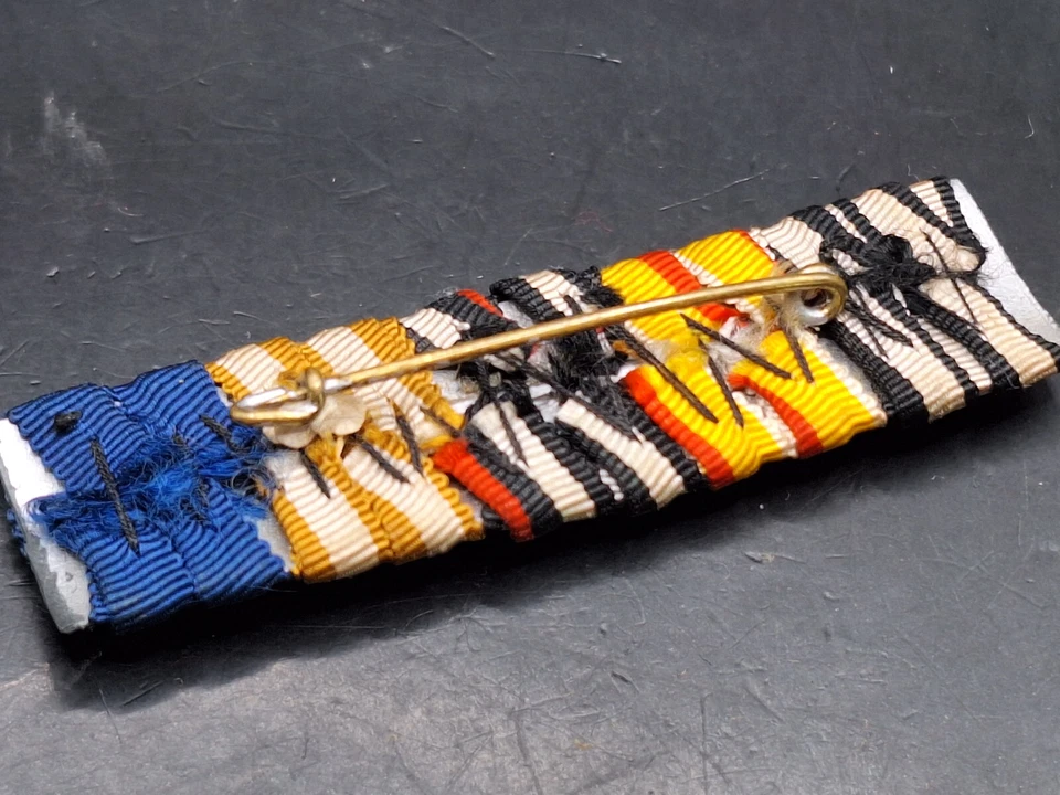 Lot de 5 barrettes médailles croix de fer FEK fidélité services RARE - Photo 2/2