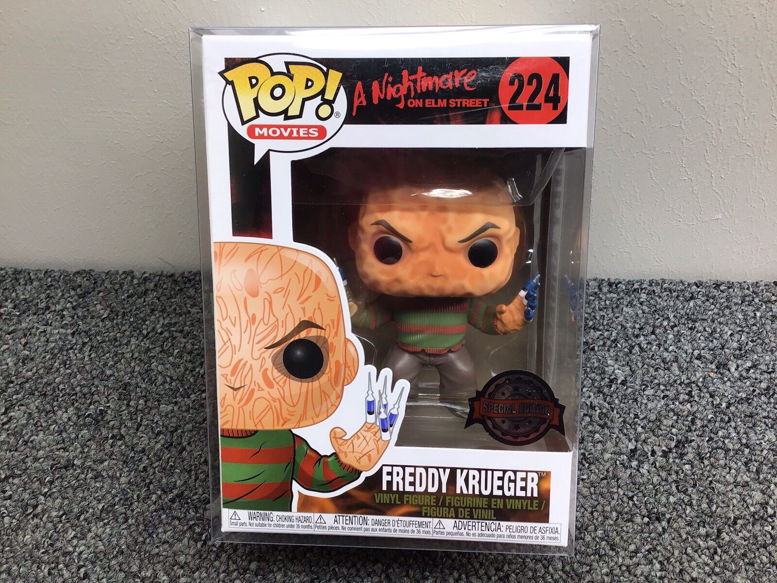 Funko Pop! Vinyl: A Nightmare On Elm Street Freddy Krueger (Hatless) Special Ed