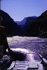 Marble Canyon 1971 a bordo de balsa Colorado River Arizona Kodachrome color extensión