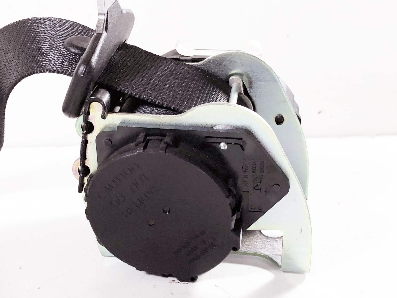 03-13 Maserati Quattroporte M139 Rear Center Seatbelt Retractor OEM NERO Black