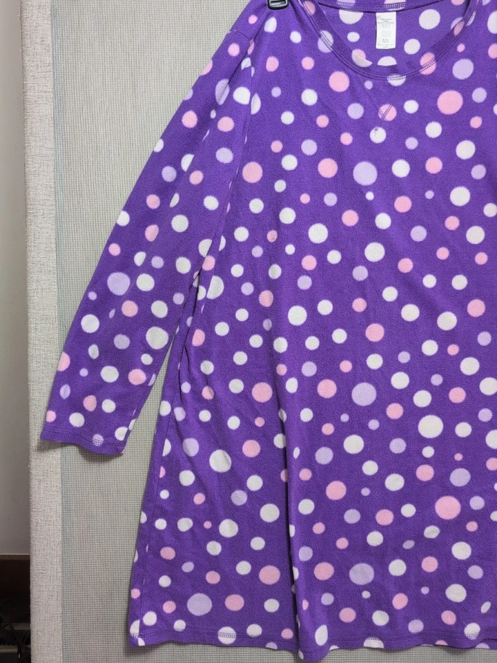 Acogedora camisa de dormir de lana suave a lunares, tallas XL (16-18) Foto 2 de 4