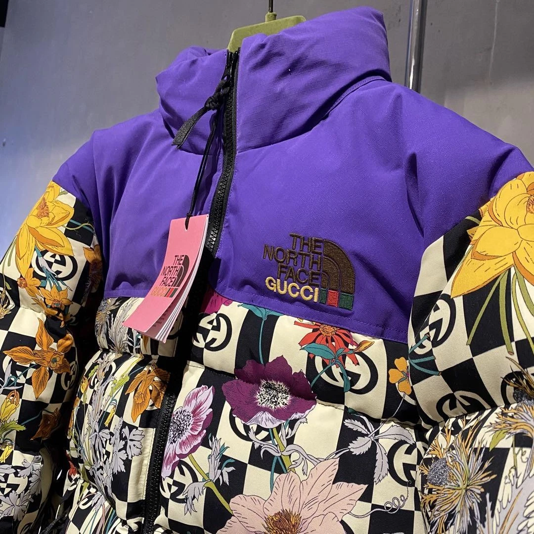 Piumino Gucci The North Face ad incastro modello Gg logo ricamo