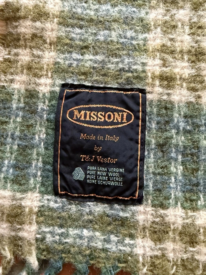 Manta a rayas verdes con flecos Missoni hecha en Italia T&J Vestor 52x72 Foto 3 de 4