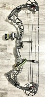 Bowtech Invasion CPX  Bow Black Ops RH 50-60# Factory new updated LIMBS