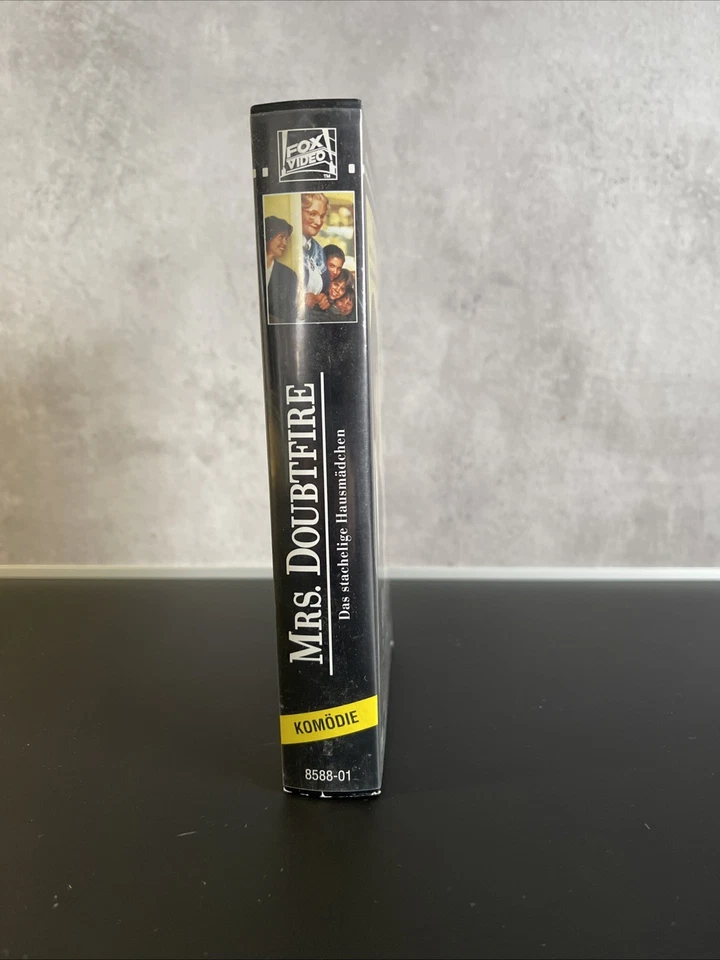 VHS - Mrs. Doubtfire – Das stachelige Kindermädchen (mit Robin Williams) +++ Top - Bild 2 von 3