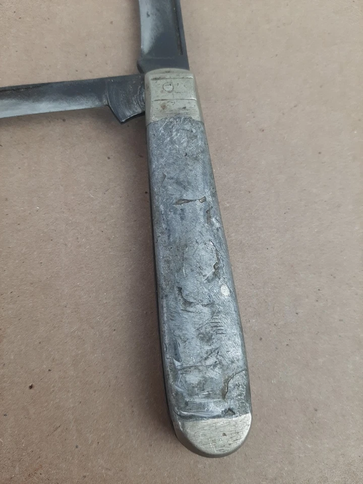 Vintage Keen Kutter K2203 2-Blade Pocket Knife Bone Handle/Aluminum  - Image 3 of 4