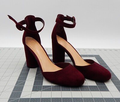LC Lauren Conrad Hydrangea Women s Ankle Strap High Heel Wine Faux Suede Size 8M