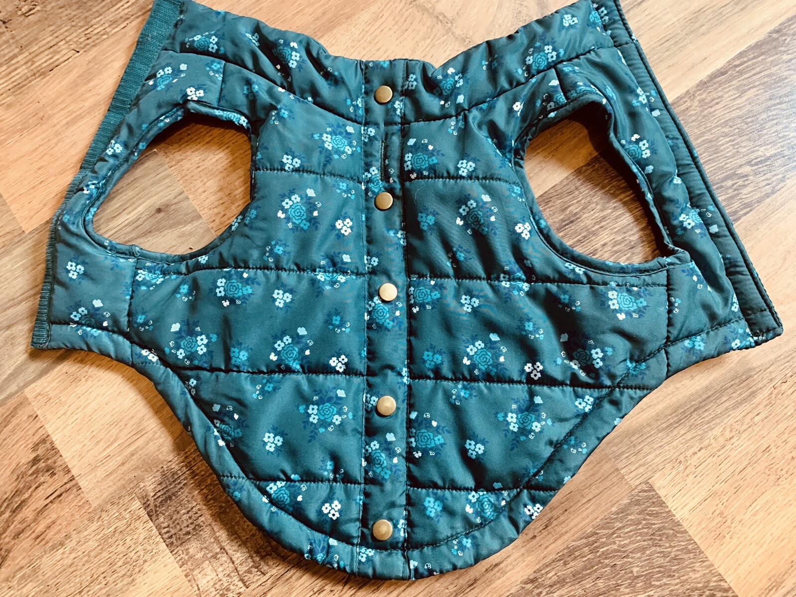 VGC Green Floral WagaTude Dog Coat Size Small Fits Jack Russell