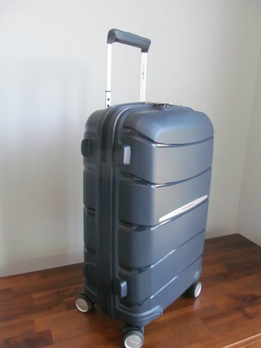 Samsonite Luggage 22" Carry On Spinner-Midnight Navy Blue, TSA Locking, USB -NWT - Picture 5 of 13