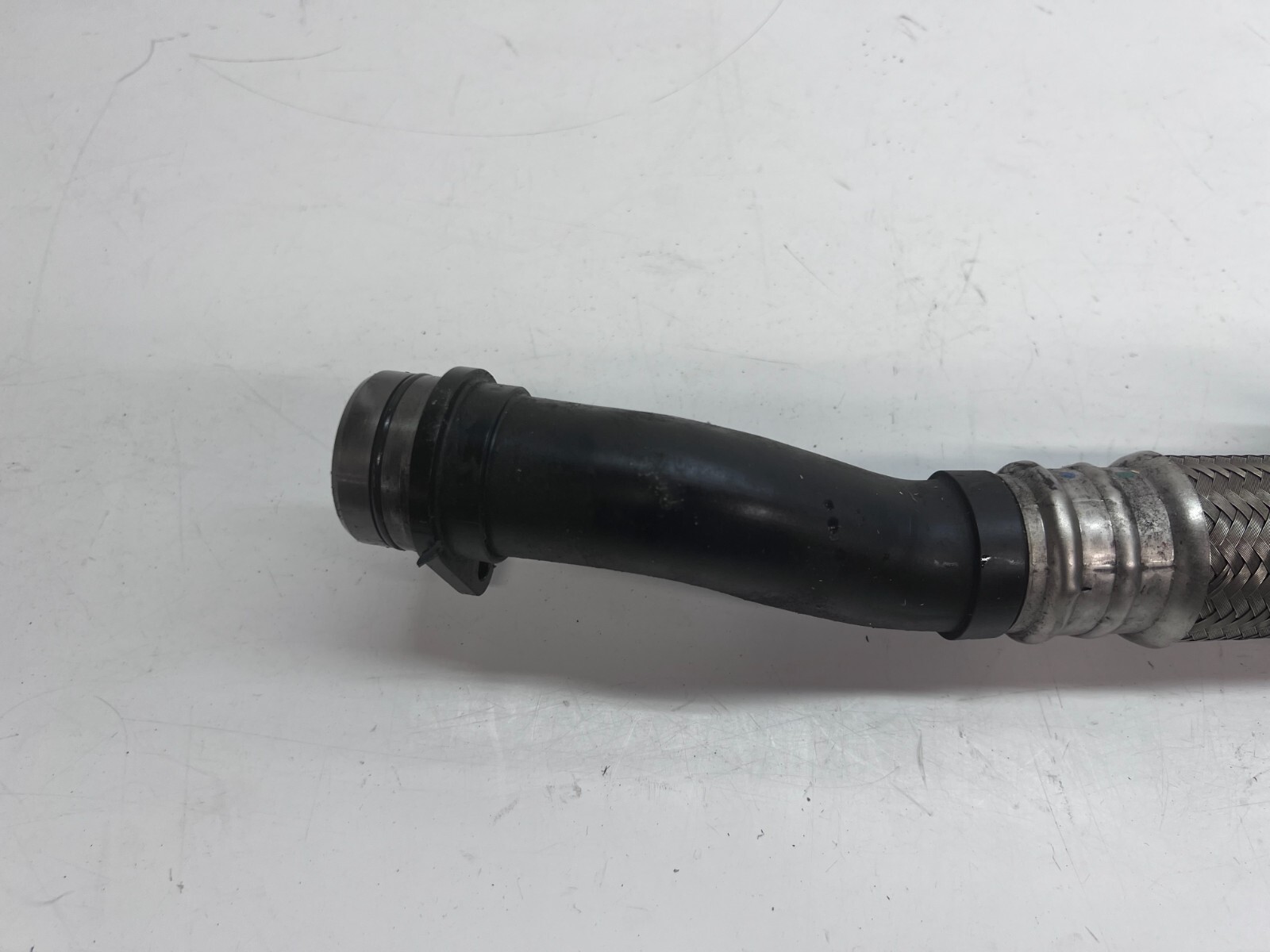 LAMBORGHINI AVENTADOR OIL COOLER PIPE LINE HOSE OEM 470115657B